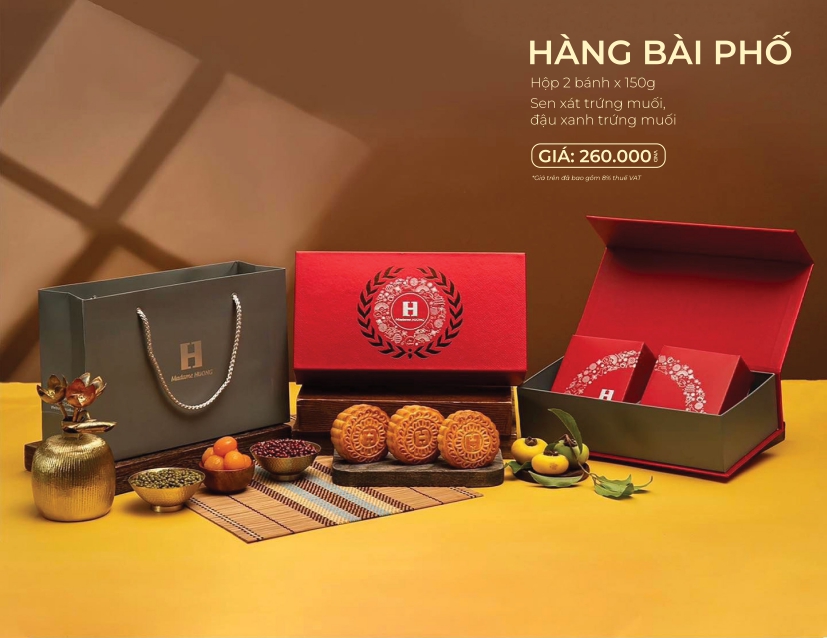 HỘP BÁNH TRUNG THU CAO CẤP MADAME HƯƠNG: HÀNG BÀI PHỐ